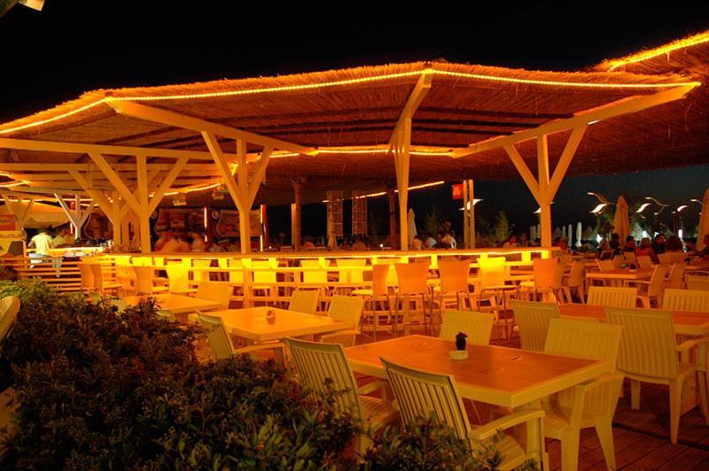Vela Hotel Restaurant Голем Экстерьер фото